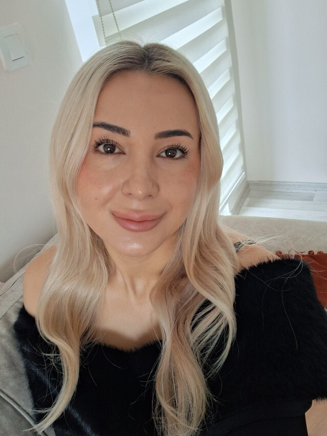 Güzel miyim çirkin mi?