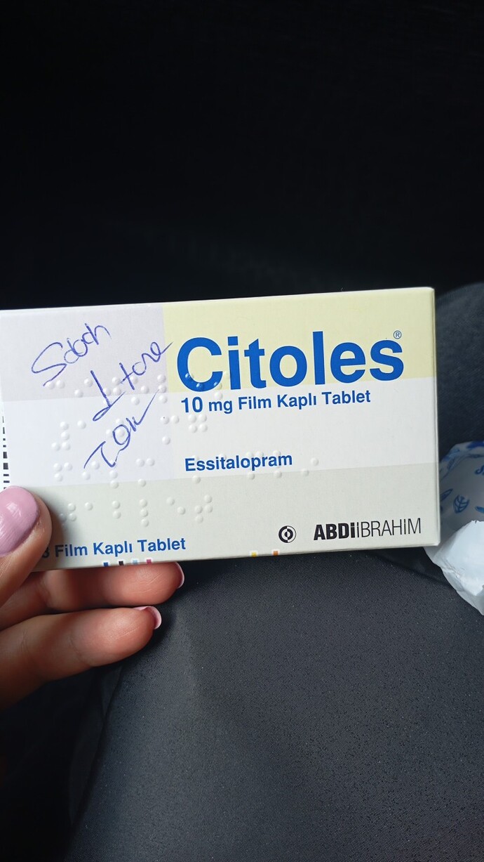 Citoles 10 mg depresyon ve panik atak için kullanan var mı, yan etkileri nasıl?