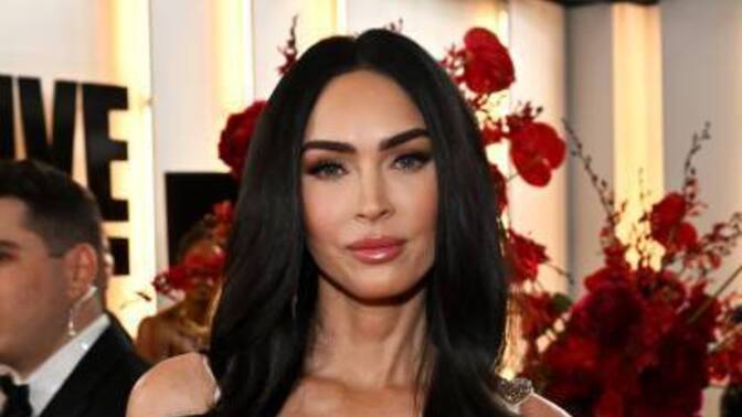 Megan Fox un eski ve yeni estetikli hali hakkında ne düşünüyorsunuz?
