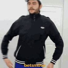 Batı İslam dünyasını geri mi bırakıyor, biz bu oyunun farkına neden varmıyoruz?