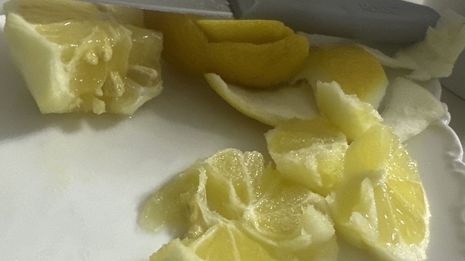Canim limon çekti birden, sever misiniz sade yemeyi?