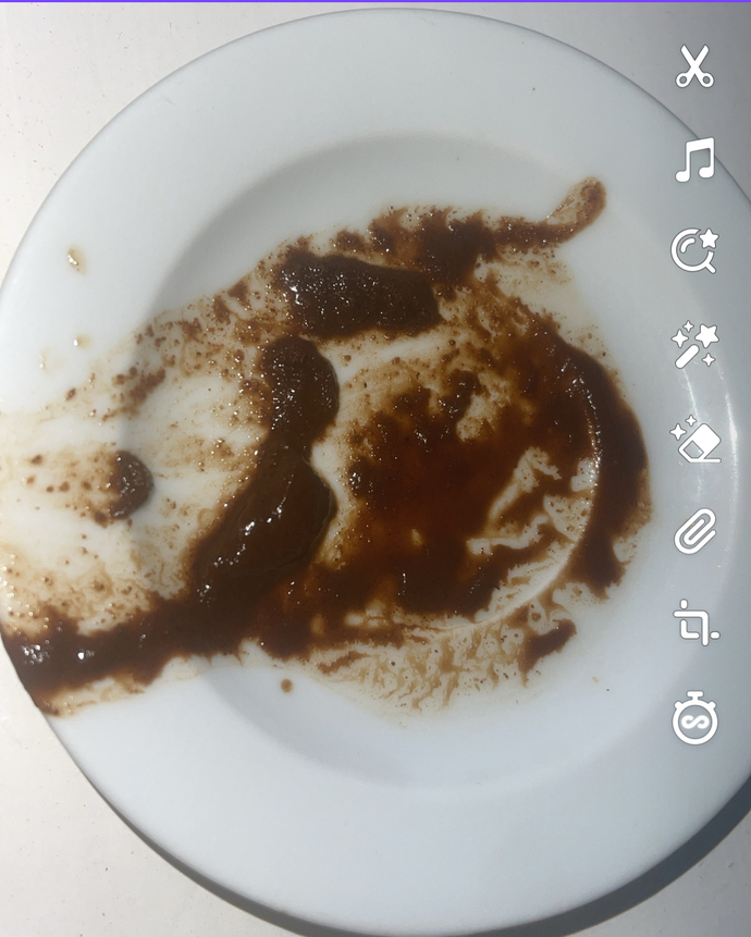 Hissleri güçlü olan var mı arkadaşlar, aşk hayatıma şöyle bir bakar mı?