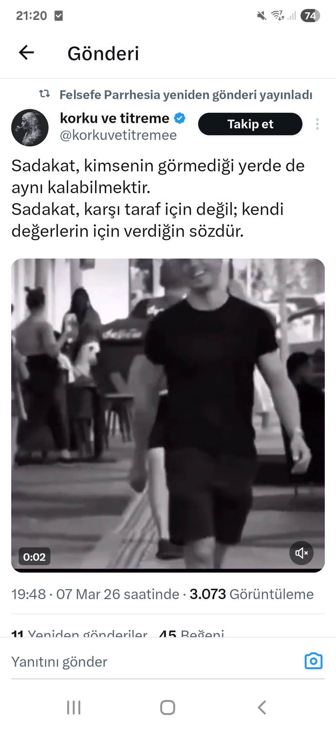 Sevdiğiniz biri varken ya da  hayatınızda biri varken başka birini beğendiğiniz hoşlandığınız oldu mu?