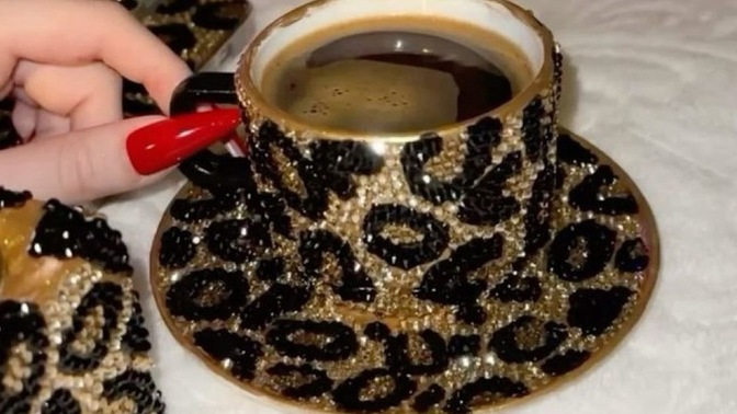 Leoparlı fincan görünce aklınıza ne geldi?