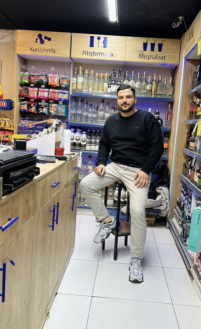 Kızlar, fotolarda nasılım sizce, tipim ve tarzım nasıl görünüyor?