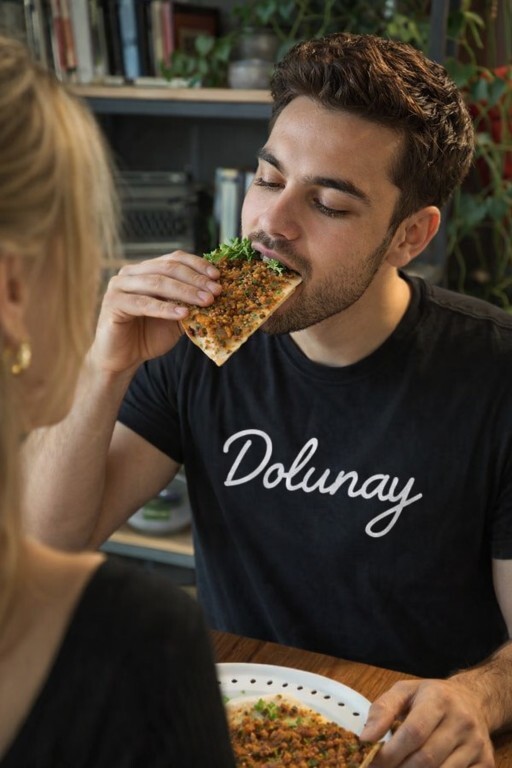 Pizza mı, acılı lahmacun mu?