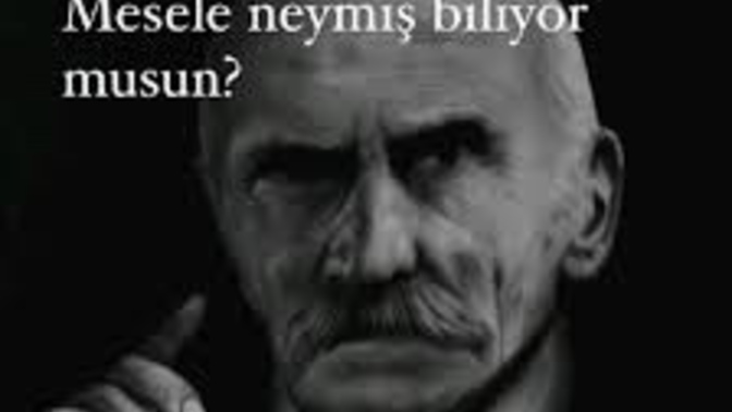 Başına gelen meseleyi uzun uzun anlatan insanları dinler misiniz?