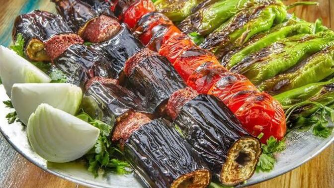 Patlıcanın en çok hangi yemeğini seviyorsun?