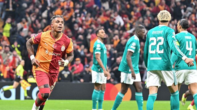 Galatasaray, Liverpoolu kendi evinde 1-0 yenerek müthiş bir zafer daha kazandı! Maçı nasıl buldunuz, bu skor turu geçmeye yeter mi?