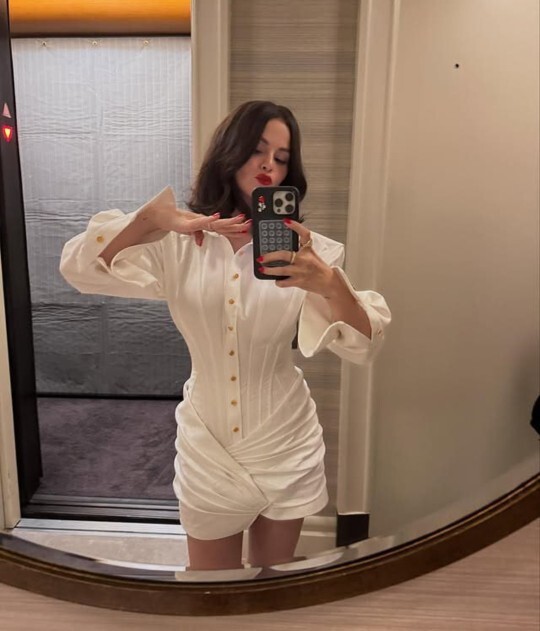 Selena Gomez moda ikonu olabilir mi?