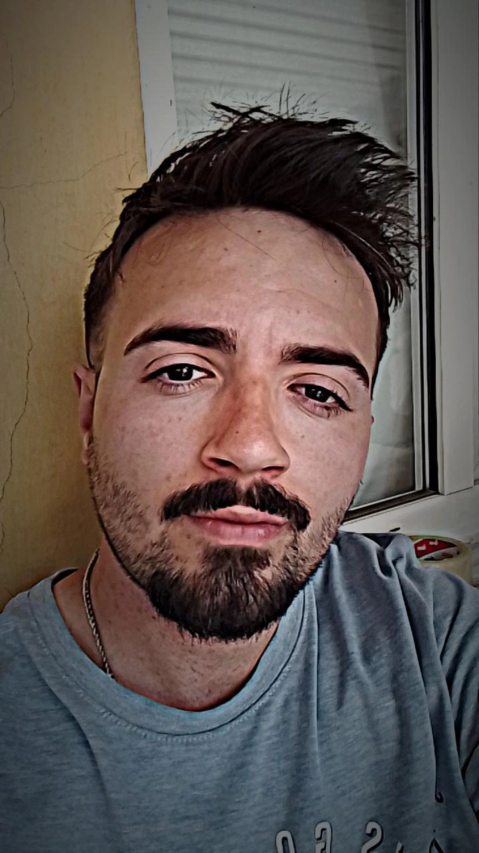 Sizce nerelilere benziyorum bilene eig vericem?
