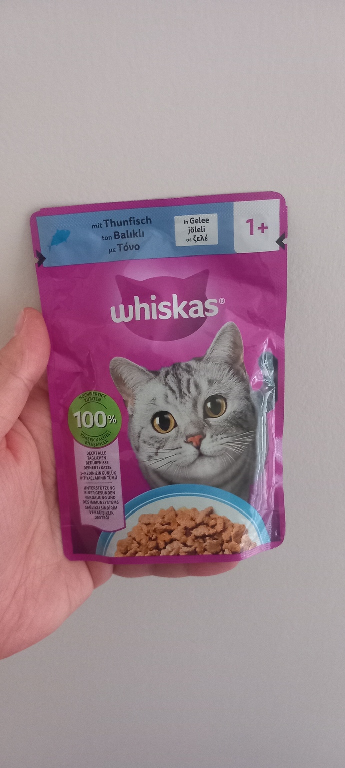 Whiskas ton balıklı yaş mama açılmadan oda sıcaklığında kaç günde bozulur?