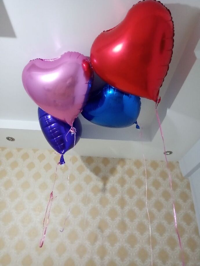 Her gün sevgilisine balon almayan erkeğe erkek denir mi, sizce ilişki böyle mi olmalı?