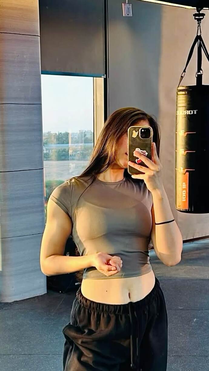 Kaslı kadınlar erkeksiyse, kassız erkekler kadınsı mıdır?