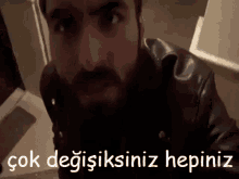 Hiç sevgilim olmadı, elime erkek eli değmedi; biraz varlıklı birini istemek beni kötü biri mi yapar?