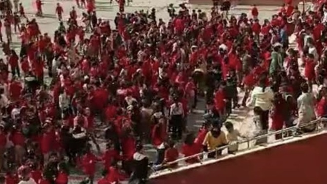 Okullarda ilahi çalınmasını destekliyor musunuz?
