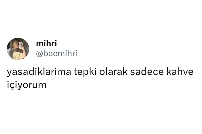 yaşadıklarıma tepki olarak arabaların camlarını indiriyorum shdjsjdkdkdn
