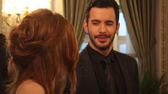 Bakmaya doyamadığın o özel biri var mı, bu his nasıl bir şey?