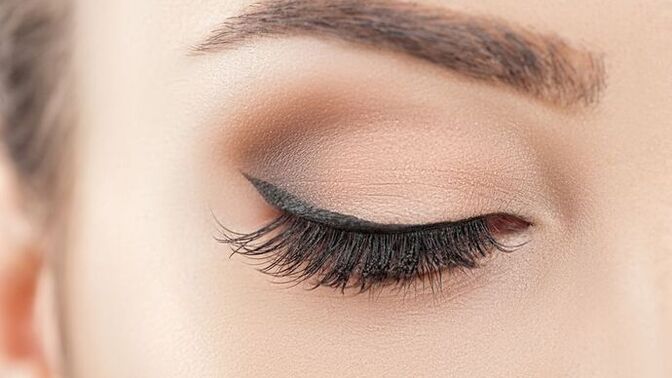 Eyeliner cekmeyi biliyor musunuz ben nasıl cekicem yaa?