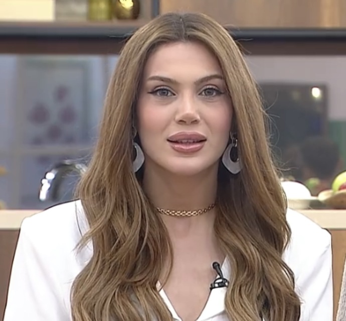 Kısmetse Olur Ayla sizce nasıl biri, karakterini ve tavrını beğeniyor musunuz?