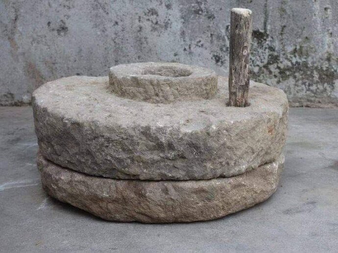 Eski bir eşyayı fotoğraftan tanıyıp adını söyleyebilecek biri çıkar mı?