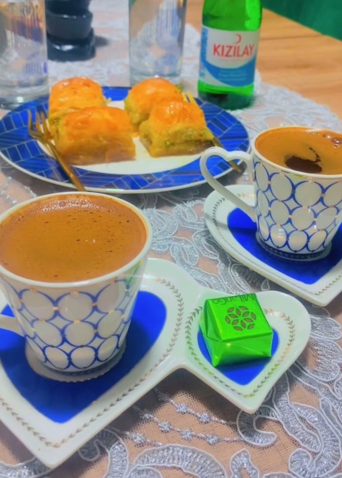 Baklava sever misiniz hazır mı yoksa ev baklavası mı tercih edersiniz?