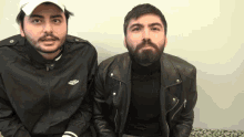 Hiç sosyal medyadan tanıyıp gerçekte görmediğiniz birine aşık oldunuz mu?