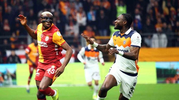 Galatasaray 3 - 0 Başakşehir! Sarı kırmızılılar lig şampiyonluğu için dev bir adım attı! Maçı nasıl buldunuz?