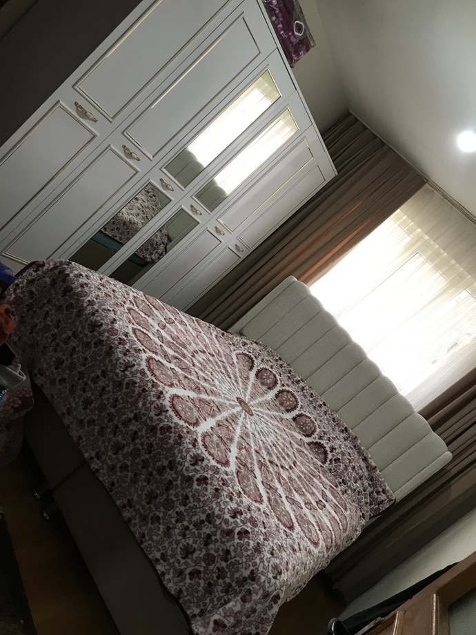 Sizce yatak odam nasıl olmuş, mu tv de var ama görünmeyen kısmında?