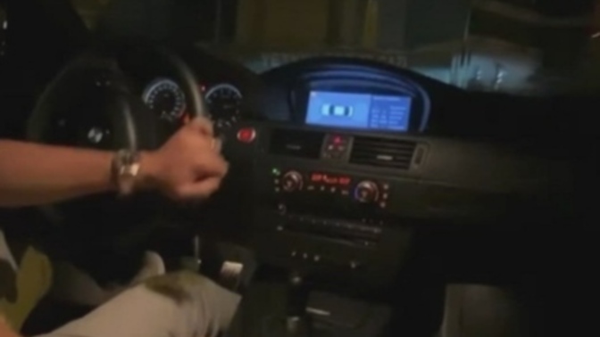 Gece bir aktivite sonrası erkek kadını eve bırakmak zorunda mıdır?
