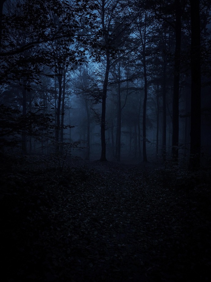 Gece hangisinde kalmak sizi daha çok korkutur?