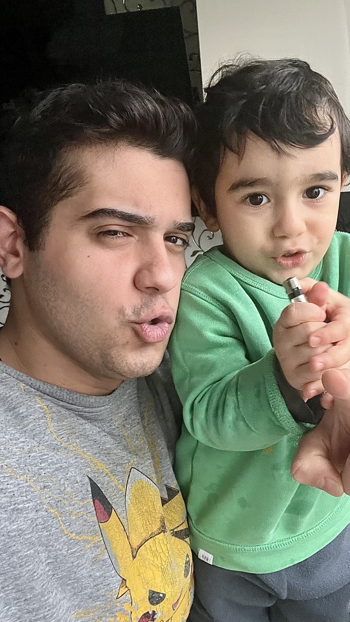 Sizin şu sıralar favori şarkınız var mı varsa favoriniz?