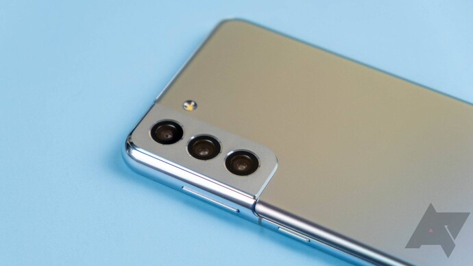 Galaxy S21 Plus mı Galaxy S22 Plus mi?
