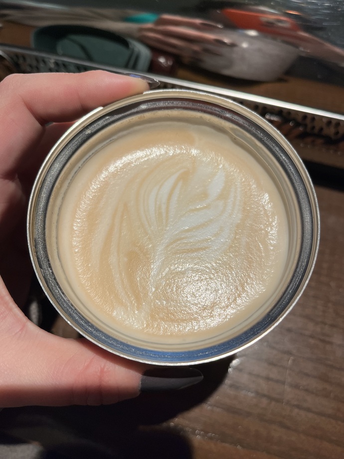 Kimlere sabah sabah latte ısmarlayayım?
