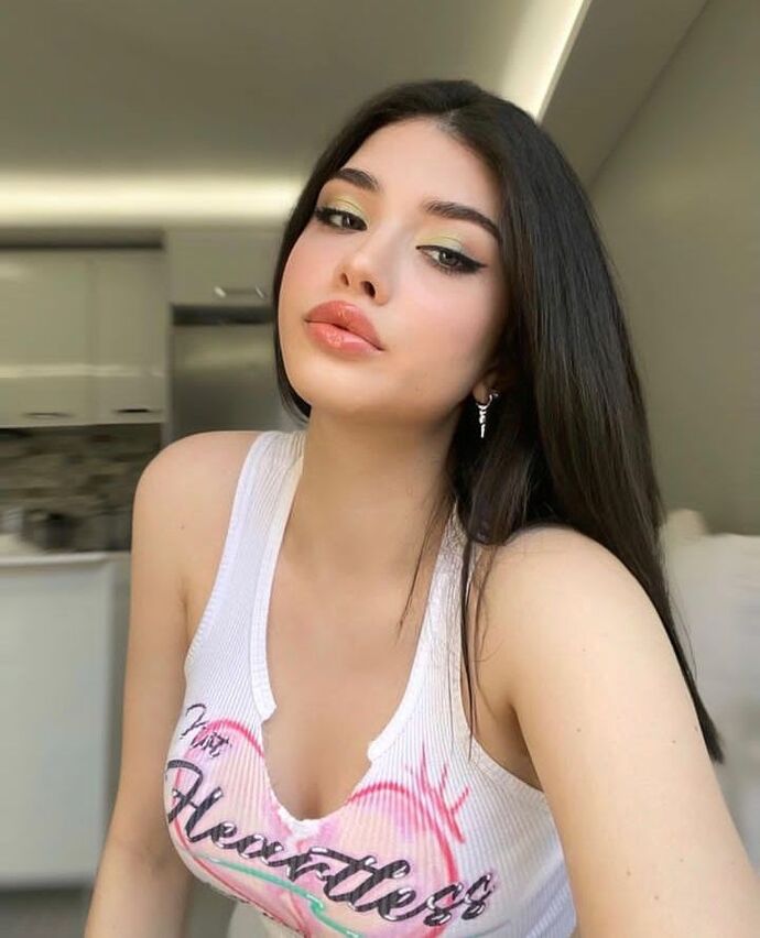 Göz makyajını her gün mü yapıyorsunuz yoksa sadece özel günlerde mi?
