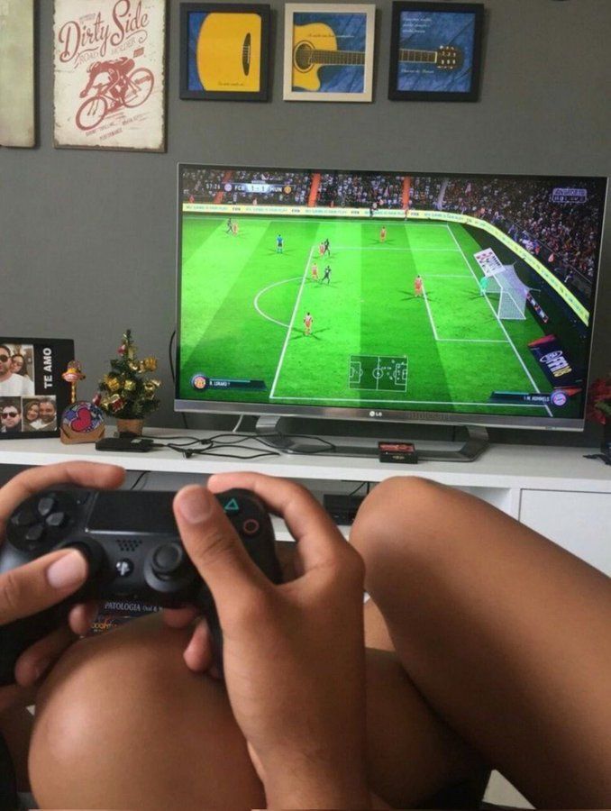 Futbol türünde ki oyunları oynamayı sever misiniz?