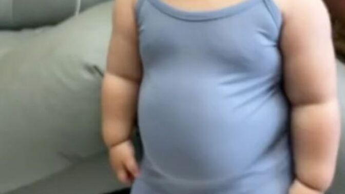 Kadınlarda göbek çekici bulunur mu?