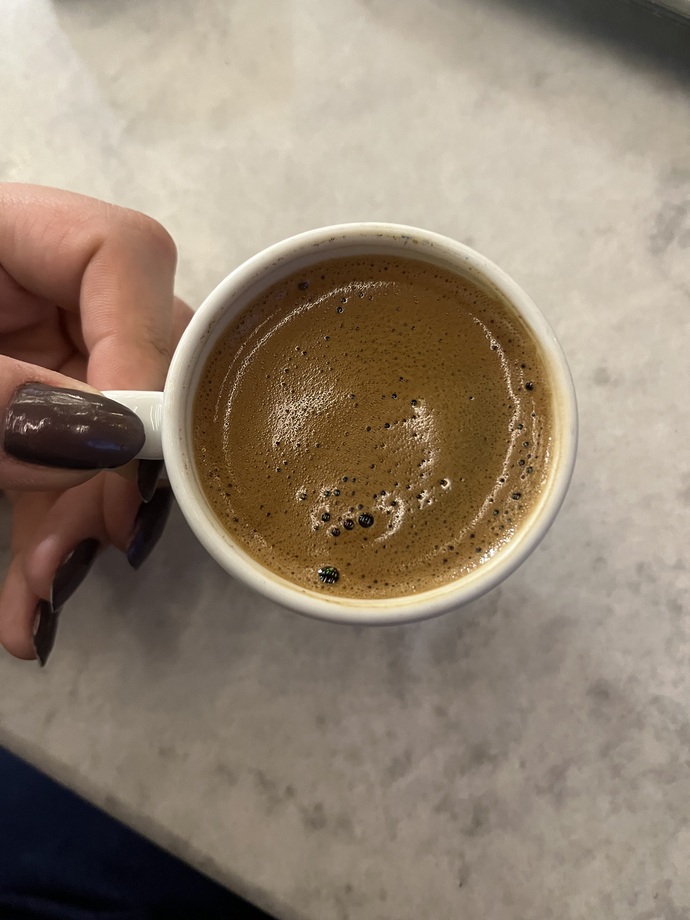 Kime bol köpüklü akşam kahvesi ısmarlayayım?