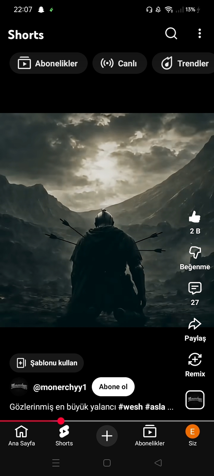 Sizce profil fotoğrafı (PP) seçerken hangisi daha uygun?