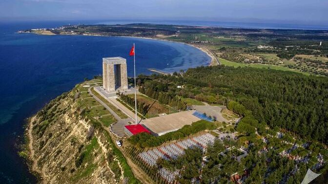 Bugün 18 Mart Çanakkale Zaferi’nin 111. yıl dönümü. Neler hissediyorsunuz, hiç Çanakkale Şehitliği'ne gittiniz mi?