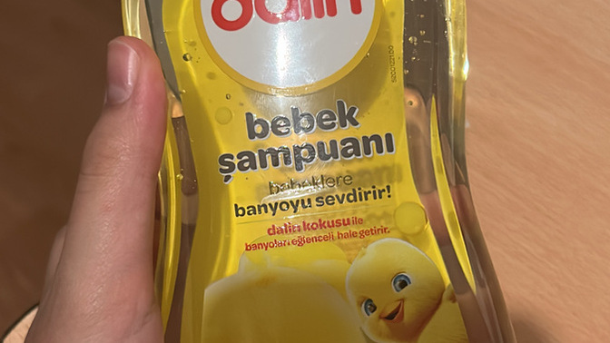 Saç egzaması ve saç dökülmesi için Dalin bebek şampuanı kullanan var mı, gerçekten iyi gelir mi?
