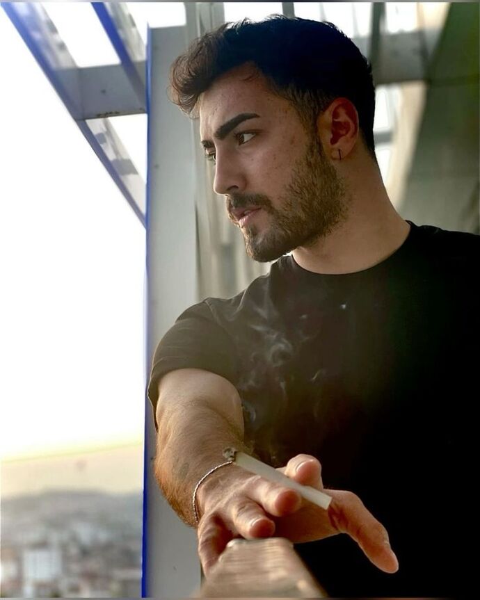 Erkeklerde kaşlarını almalı mı?