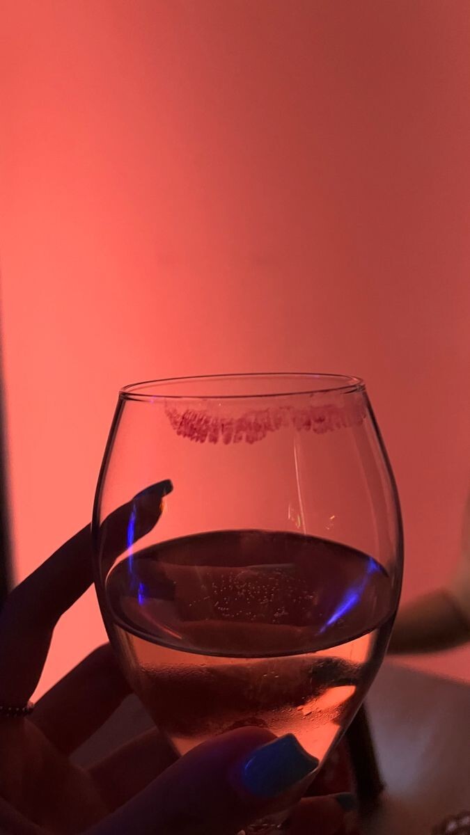 Sevgilinizin/eşinizin karşı cins kankası olabilir mi?