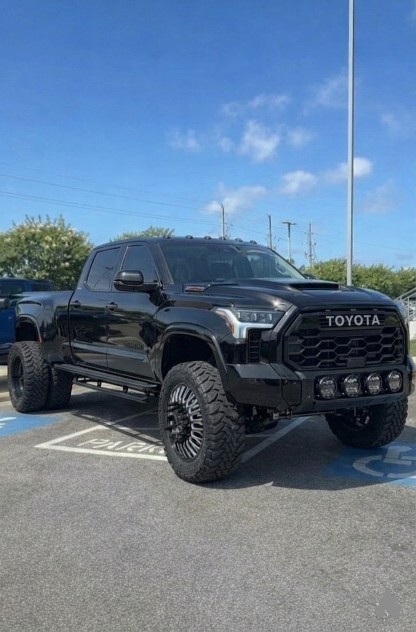Toyota araba aldım mahallen den geçsem bu kim dermisiniz?