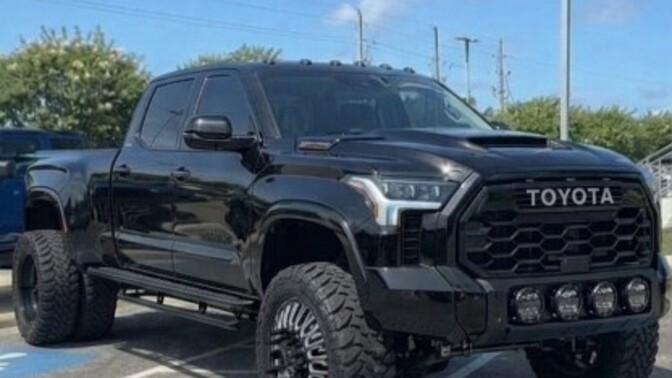 Toyota araba aldım mahallen den geçsem bu kim dermisiniz?
