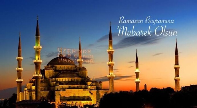 Hayırlı, huzurlu ve bereketli bayram geçirmeniz dileğiyle! Bayramda olmazsa olmazım dediğiniz bir alışkanlığınız var mı?