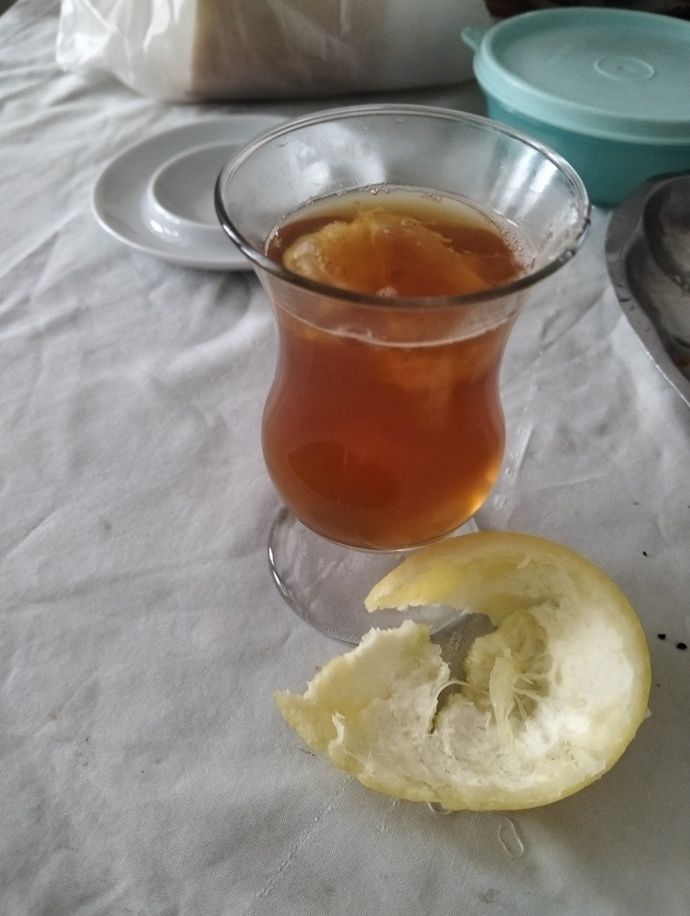 Limon çay sever misiniz?