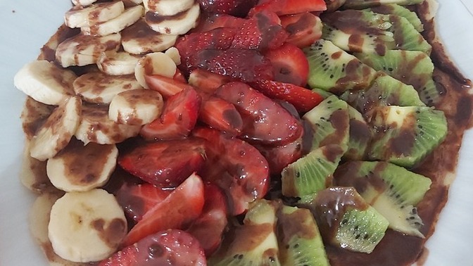 Waffle hamuruma ve üstüne başka neler ekleyebilirim, hangi malzemeler yakışır?