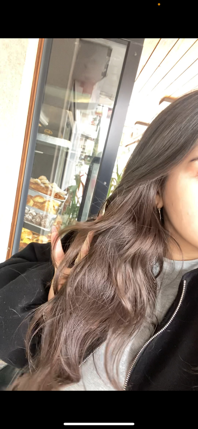 Brezilya fönü yaptırdım ama saç eski haline döndü, işlem mi tutmadı kuaför mü kötü yaptı?