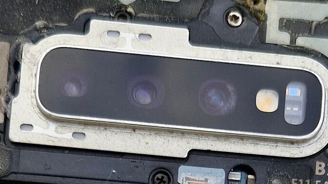 Telefonunuzun kaç kamerası var?